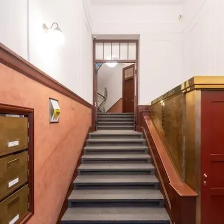 Luxury On Old Town Square Apartment *
